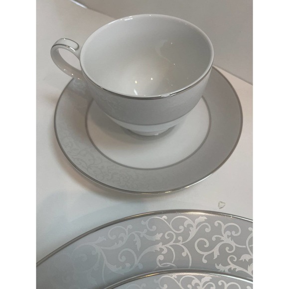 Set of 2- 5 Piece Mikasa PARCHMENT Place Setting China Gray L3438 Dinnerware … - Picture 4 of 5
